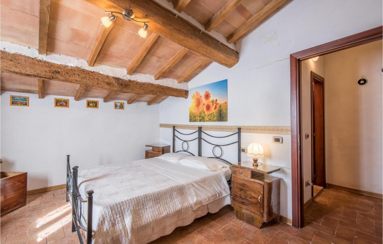 Gorgeous Home In Montalcino With Kitchen Eksteriør bilde