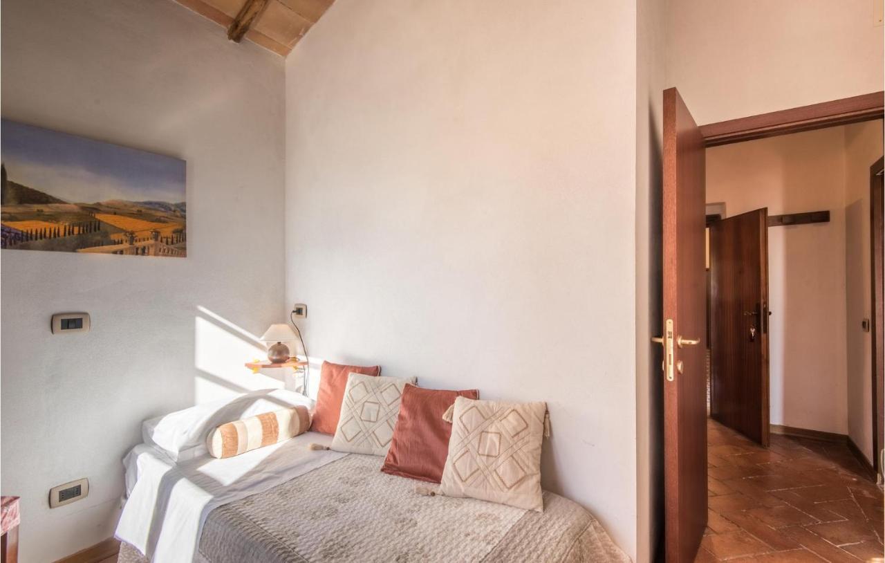 Gorgeous Home In Montalcino With Kitchen Eksteriør bilde