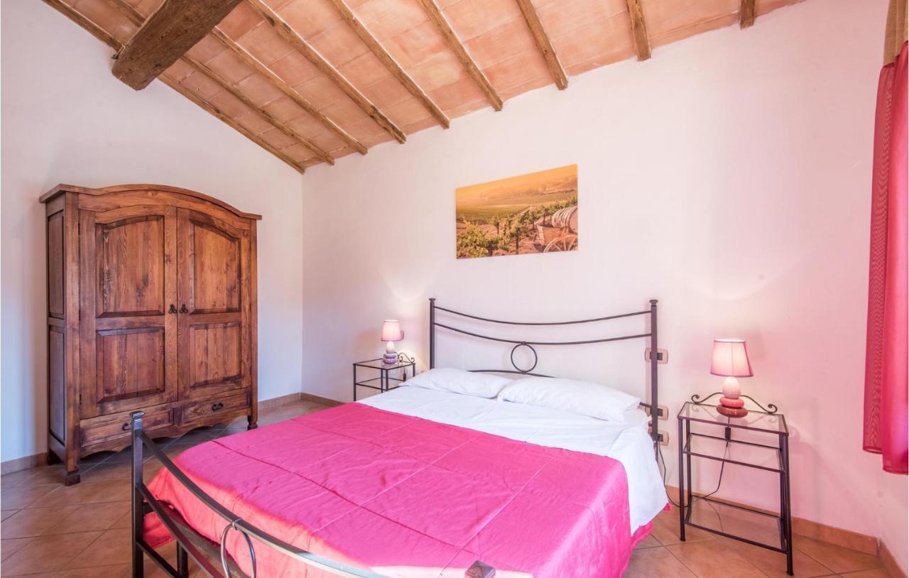 Gorgeous Home In Montalcino With Kitchen Eksteriør bilde