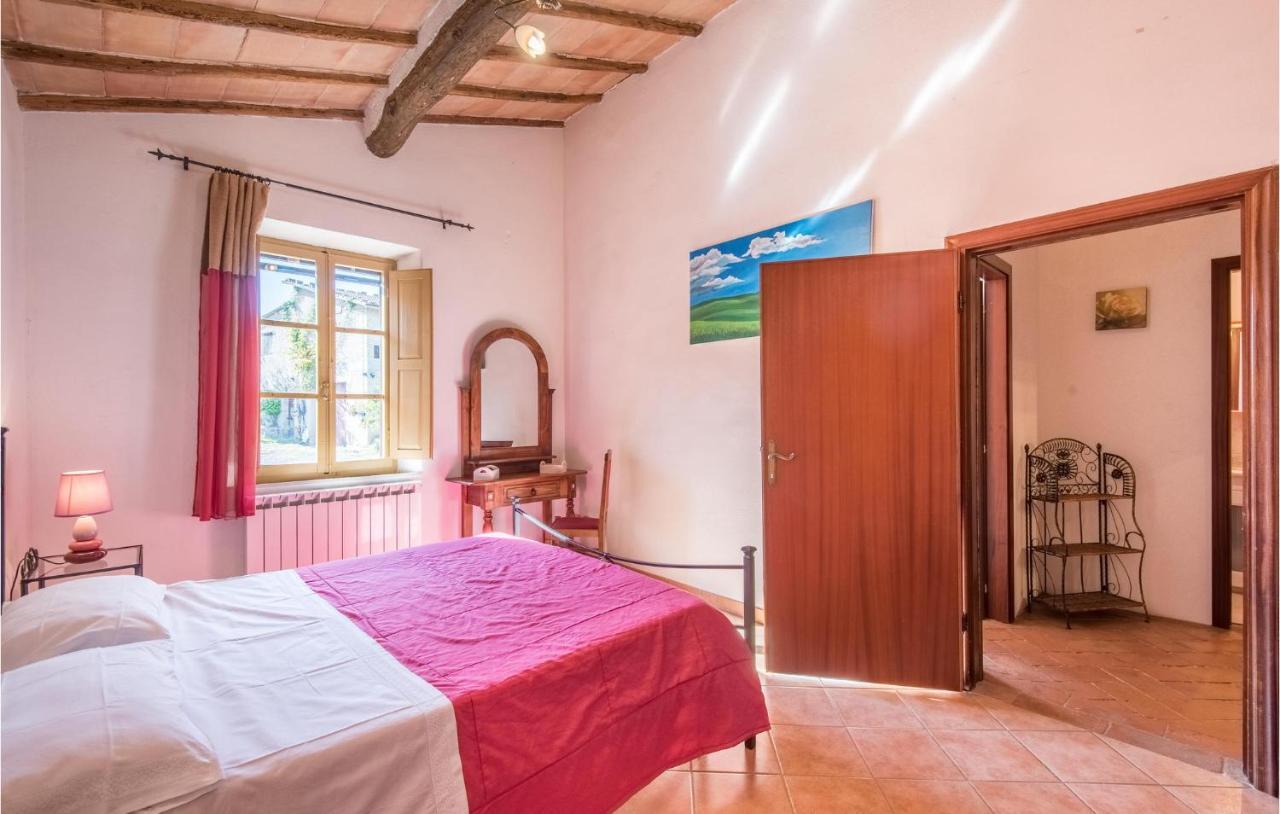 Gorgeous Home In Montalcino With Kitchen Eksteriør bilde